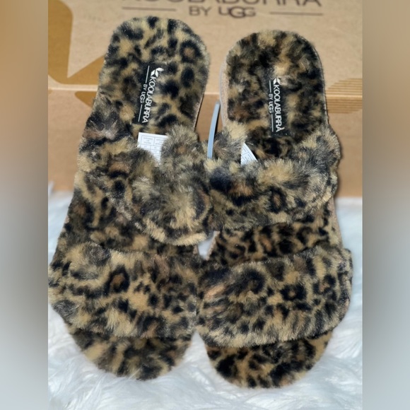 UGG SLIDES NWOT Koolaburra size 8/9 - Picture 2 of 7